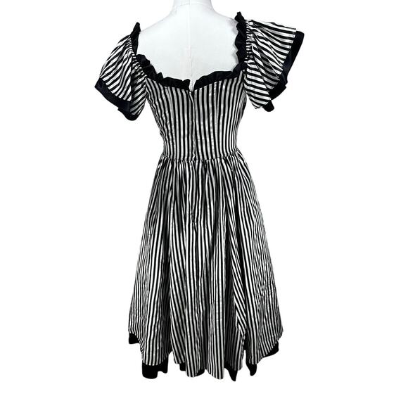 VTG 70s Gunne Sax black white stripe Women dress size 5 whimsygoth emo grunge - Picture 2 of 15
